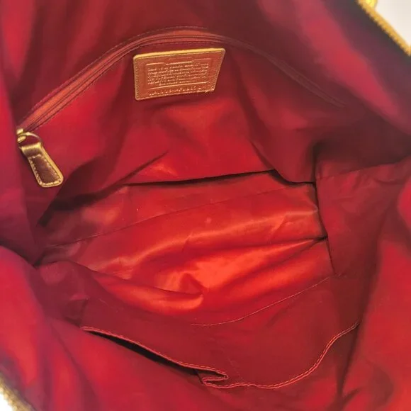 COACH Laura Signature Secret Admirer Tote with Wallet - Picture 8 of 15